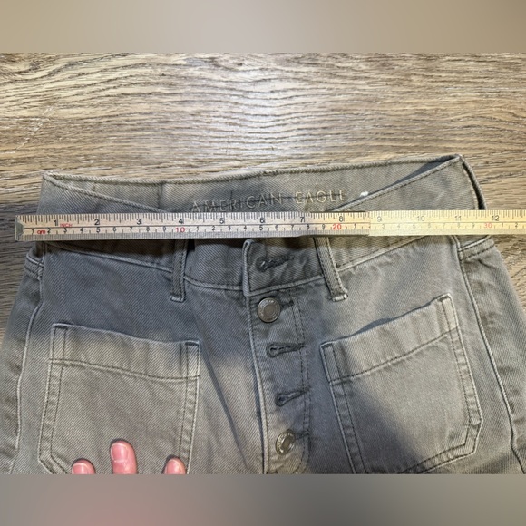 American Eagle Cropped Jean - Picture 5 of 7